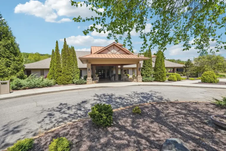 What Is a Clubhouse Community — and What Makes Achasta’s Different?